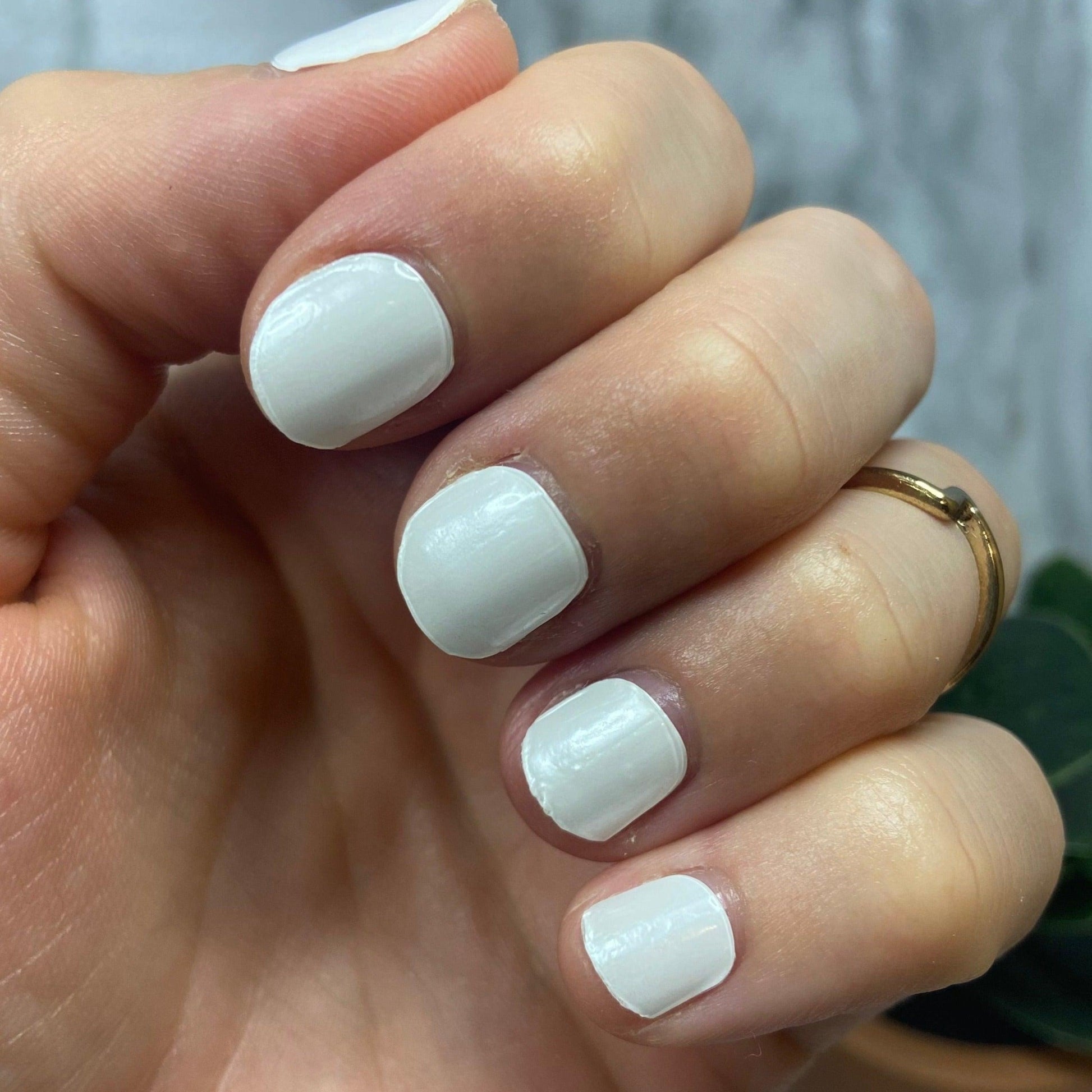 Icy White UV Gel Nail Wraps - Mani-Flex